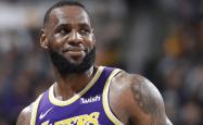 詹姆斯带走调查？NBA大鱼曝光，单场涉及10万，出售浓眉信息赚钱
